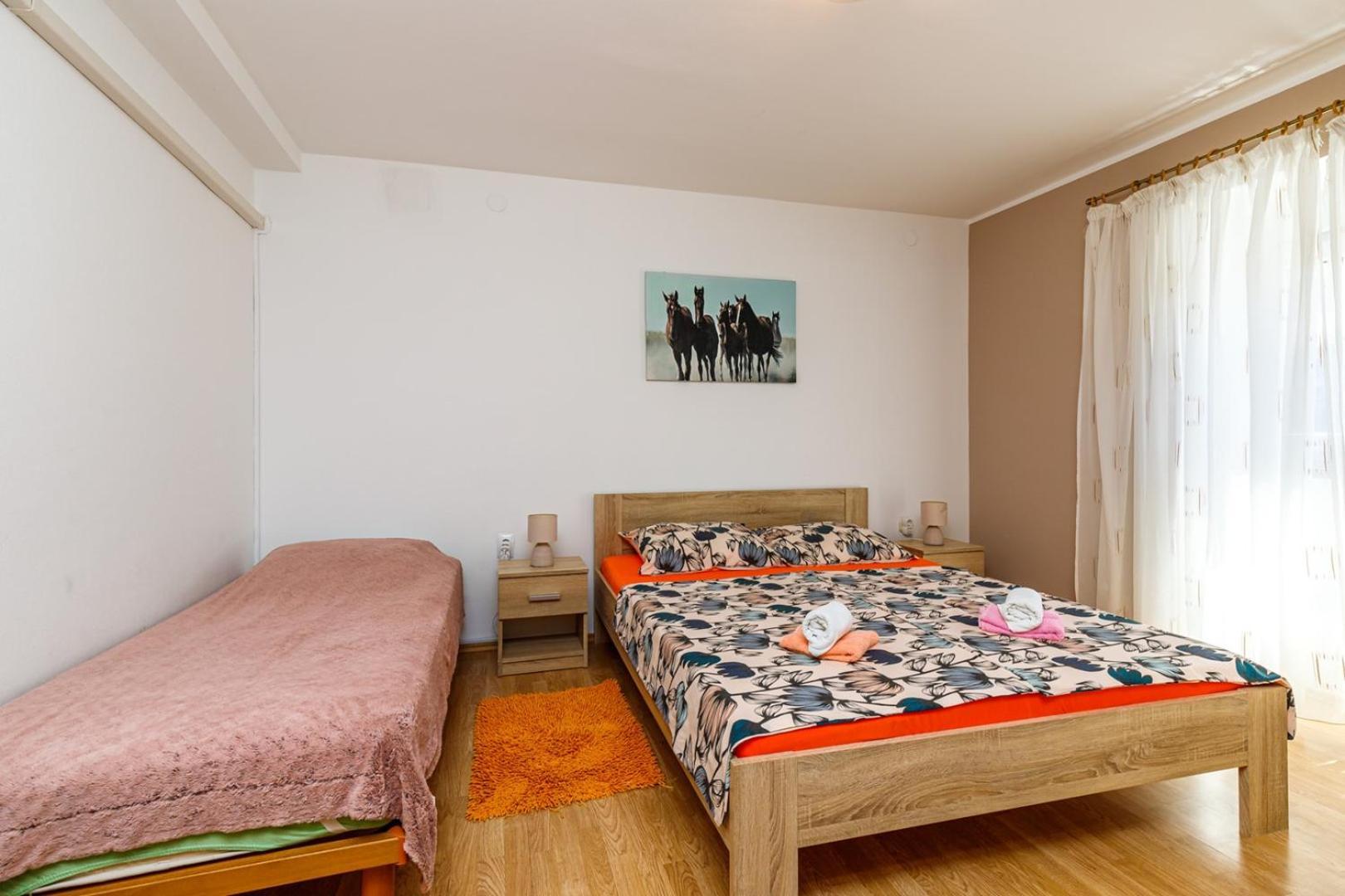 Apartments Mirjana Medulin Eksteriør bilde